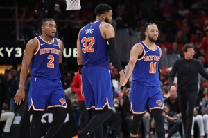 尼克斯队史7场4胜制季后赛2-0时 系列赛战绩13胜3负&胜率为81.3%